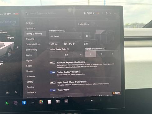 Used 2024 Tesla Cybertruck AWD Crew Cab image 36