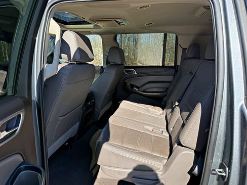 Used 2020 GMC Yukon XL Denali w/ Open Road Package image 20