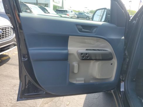 New 2025 Ford Maverick Lariat image 9