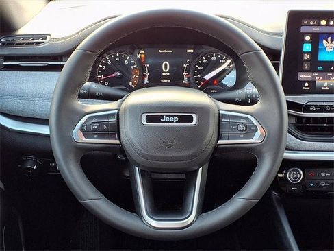 Certified 2024 Jeep Compass Latitude w/ Convenience Group image 12