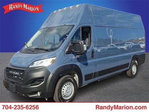 Used 2024 RAM ProMaster 3500 image 1