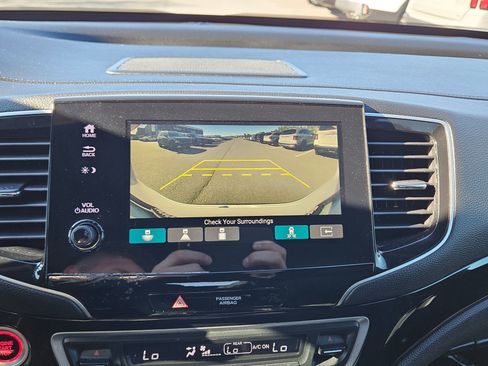 Used 2021 Honda Passport Touring image 32