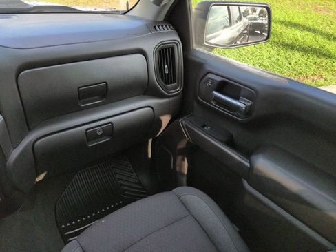 Used 2024 Chevrolet Silverado 1500 Custom Trail Boss w/ LPO, Dark Essentials Package AWD/4WD image 16