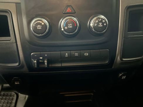 Used 2015 RAM 2500 Tradesman image 15
