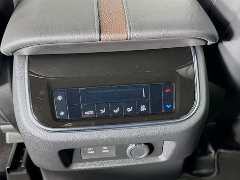 New 2026 Nissan Armada SL image 26