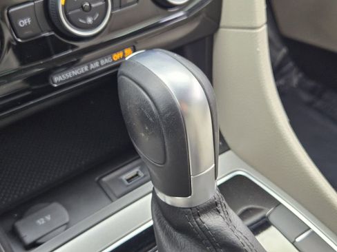 Used 2020 Volkswagen Passat 2.0T SE image 22