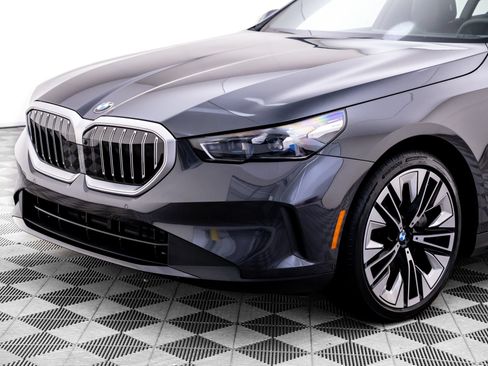 Certified 2026 BMW 540i xDrive AWD/4WD image 38