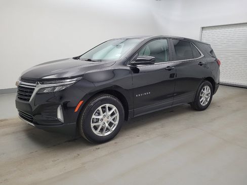 Used 2024 Chevrolet Equinox LT w/ LPO, Floor Liner Package FWD image 2