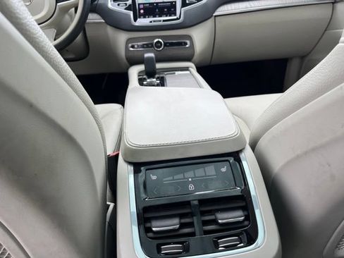 Used 2023 Volvo XC90 B6 Plus w/ Protection Package AWD/4WD image 16