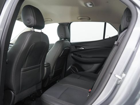 Used 2023 Buick Encore GX Preferred w/ Cold Weather Comfort Package AWD/4WD image 17