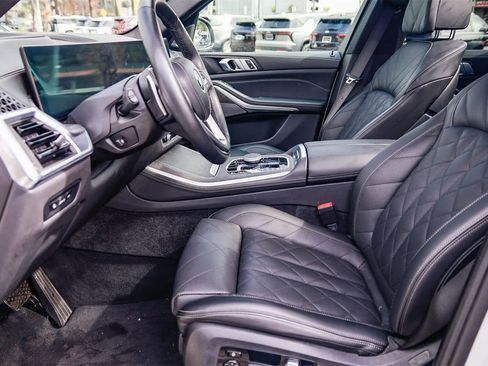 Used 2024 BMW X5 xDrive40i w/ Premium Package image 20