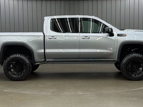 Used 2026 GMC Sierra 1500 AT4 w/ AT4 Premium Package AWD/4WD image 6