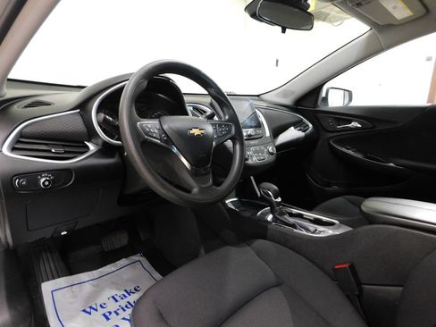 Used 2023 Chevrolet Malibu LT FWD image 23