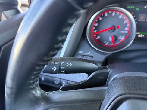 Used 2021 Toyota Camry XSE image 22