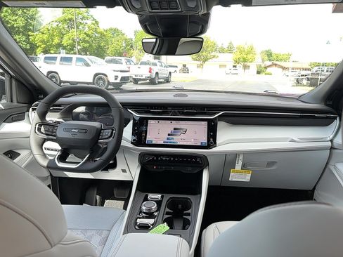 New 2026 Jeep Cherokee Overland AWD/4WD image 11