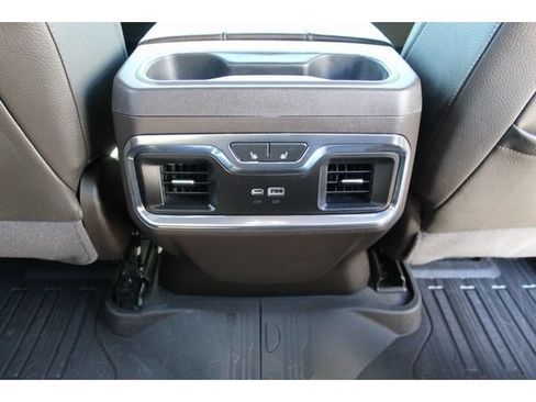 Used 2024 GMC Sierra 1500 Denali w/ Technology Package AWD/4WD image 23