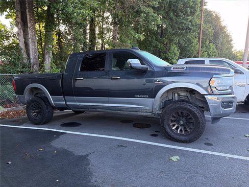 Used 2019 RAM 2500 Laramie AWD/4WD image 4