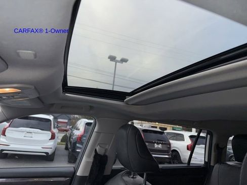 Used 2022 Toyota Highlander Limited image 19