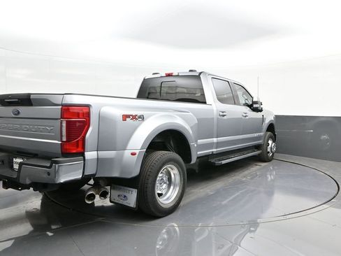 Used 2022 Ford F350 Lariat w/ Lariat Ultimate Package image 11
