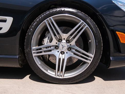 Used 2011 Mercedes-Benz SL 63 AMG image 13