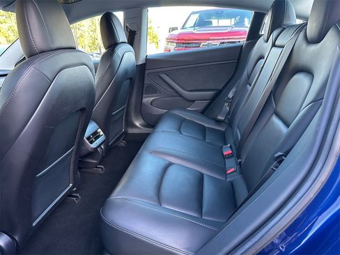 Used 2018 Tesla Model 3 Long Range image 14