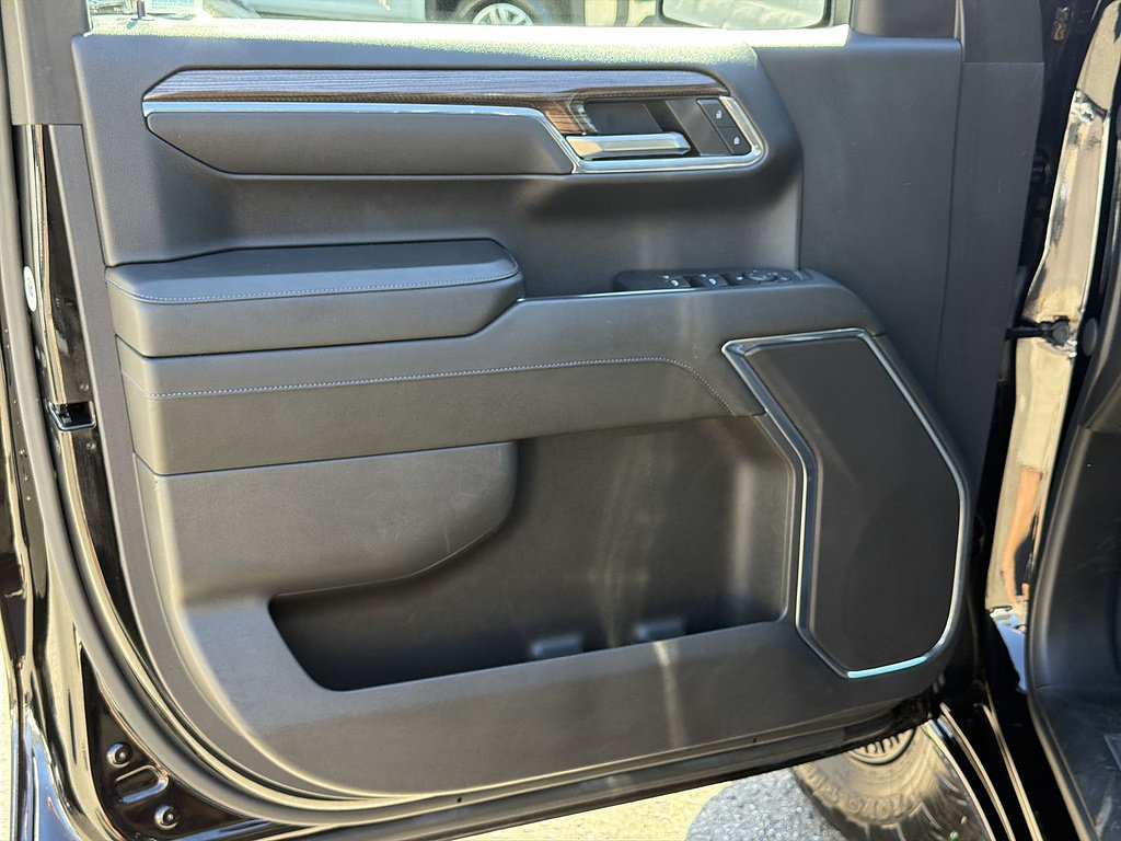 Used 2024 Chevrolet Silverado 1500 RST w/ LPO, Dark Essentials Package RWD image 21