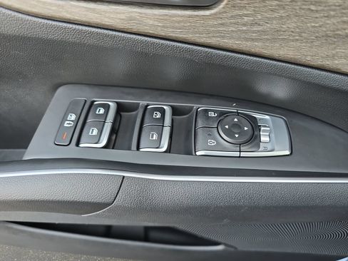 Used 2023 Kia Sorento S w/ Panoramic Sunroof Package AWD/4WD image 30