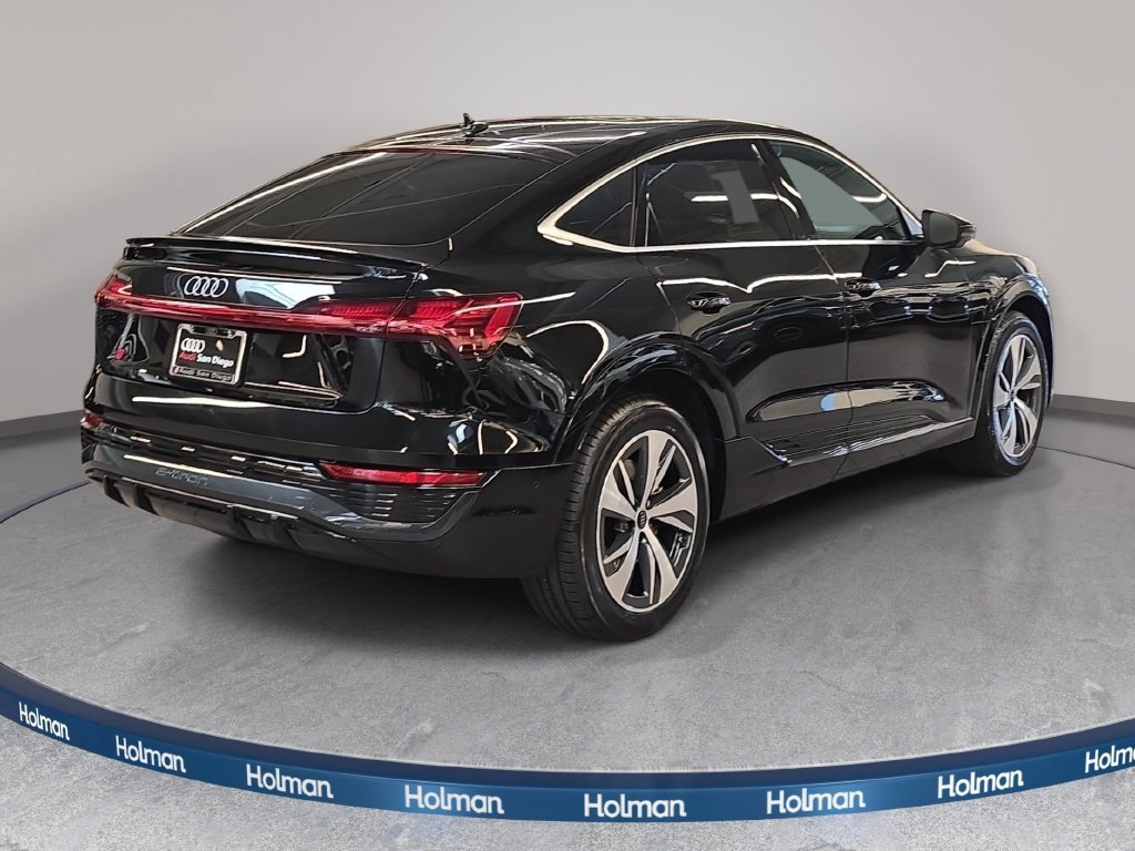 Used 2024 Audi Q8 e-tron Premium Plus w/ Premium Plus Package AWD/4WD image 6