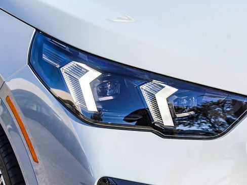 New 2026 BMW X2 xDrive28i w/ Technology Package image 6