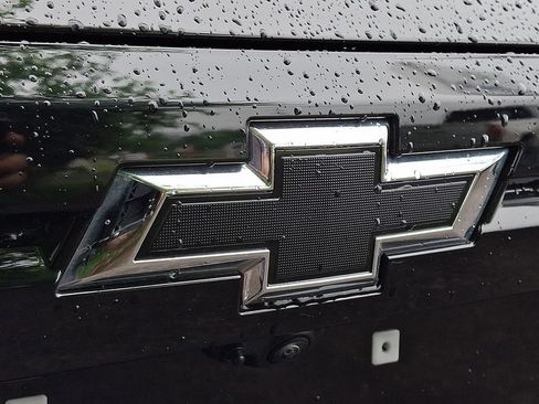 Used 2024 Chevrolet Traverse RS w/ LPO, Floor Liner Package AWD/4WD image 32