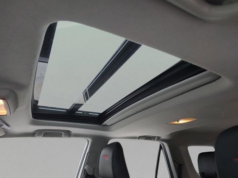 Used 2021 Toyota 4Runner TRD Off-Road Premium image 14