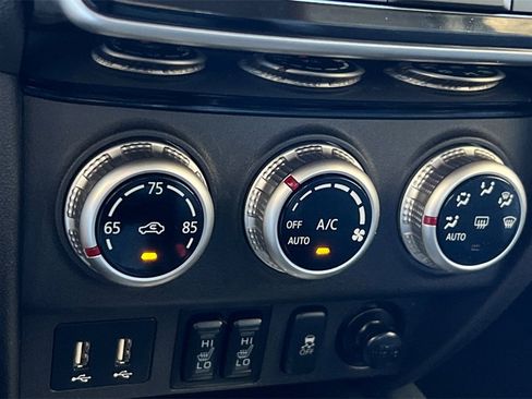 Used 2024 Mitsubishi Outlander Sport SE image 28