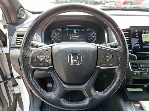 Used 2022 Honda Pilot TrailSport image 21