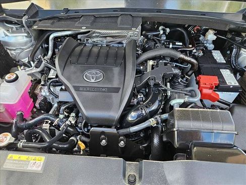 Used 2025 Toyota Grand Highlander FWD image 26