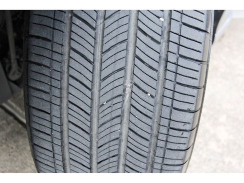 Used 2019 Honda Accord EX image 32