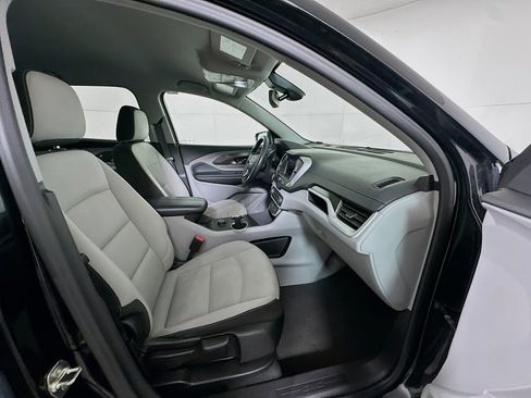 Used 2024 GMC Terrain SLE image 28