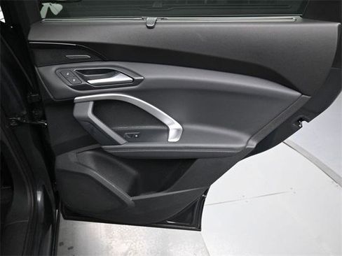 Certified 2025 Audi Q5 Premium w/ Convenience Package image 34