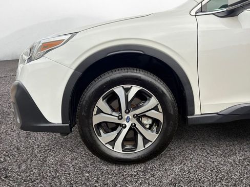 Used 2021 Subaru Outback Limited AWD/4WD image 9