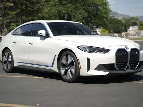 Certified 2023 BMW i4 eDrive35 w/ Premium Package RWD image 7