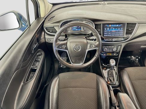 Used 2020 Buick Encore Preferred FWD image 23