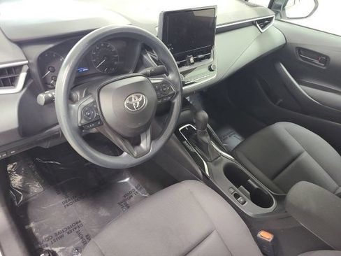 Used 2023 Toyota Corolla LE FWD image 19