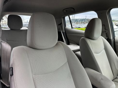 Used 2012 Nissan Leaf SL image 16