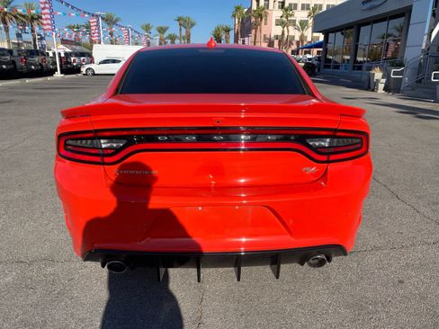 Used 2022 Dodge Charger R/T w/ Performance Handling Group RWD image 7