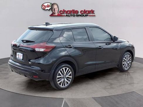 Certified 2024 Nissan Kicks SV image 5