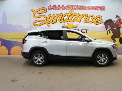 Used 2022 GMC Terrain SLE
