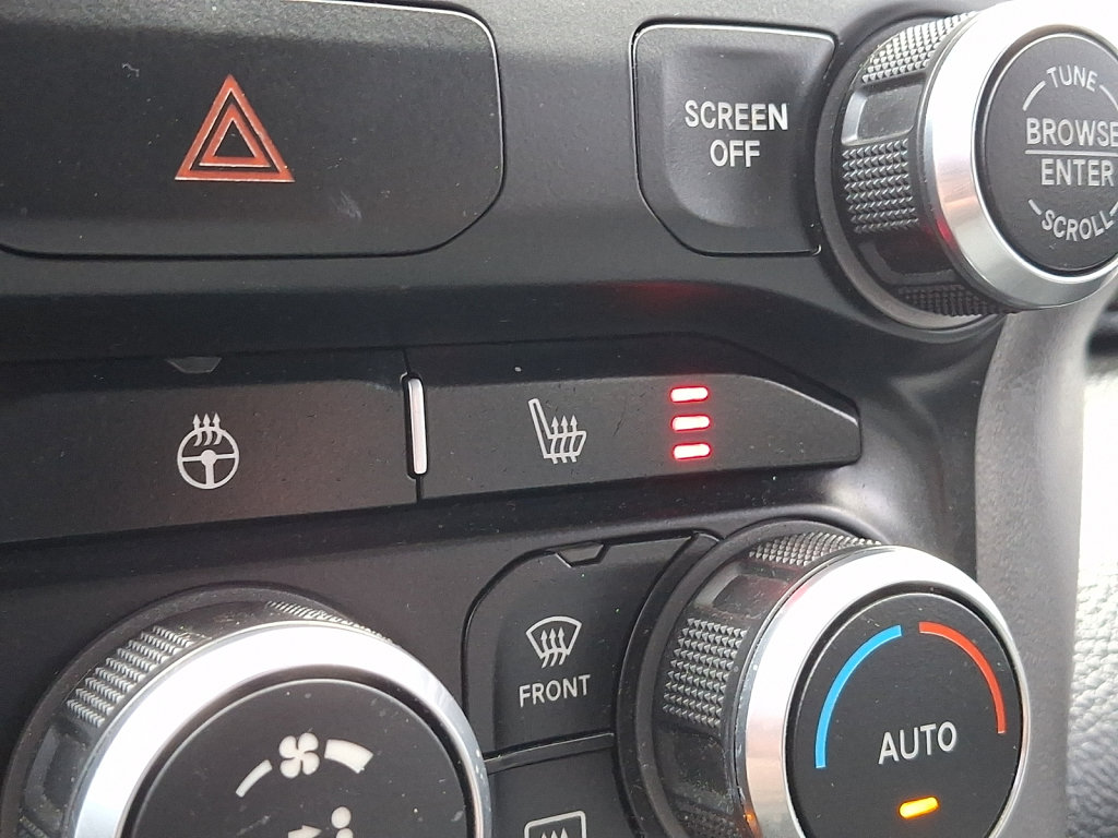Used 2019 RAM 1500 Big Horn AWD/4WD image 30