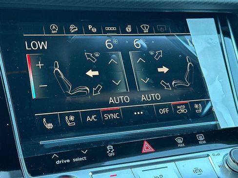 New 2026 Audi RS Q8 performance image 20