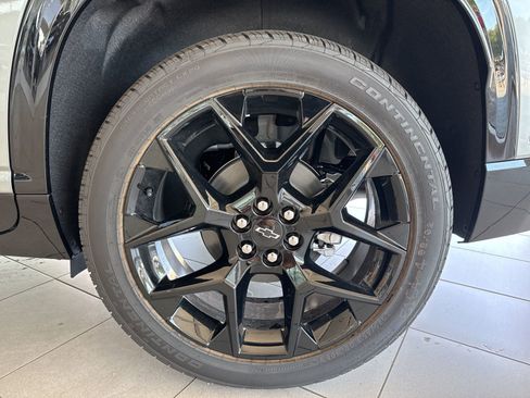 New 2026 Chevrolet Traverse RS w/ LPO, Floor Liner Package image 9