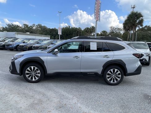 Certified 2025 Subaru Outback Touring w/ Tech Package 3 image 5