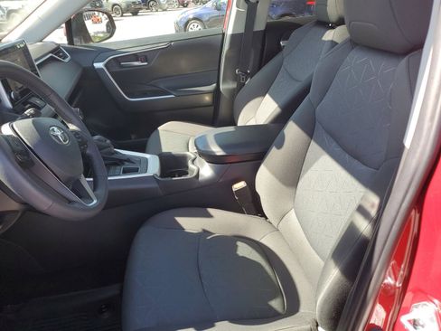 Certified 2024 Toyota RAV4 XLE w/ Convenience Package AWD/4WD image 17